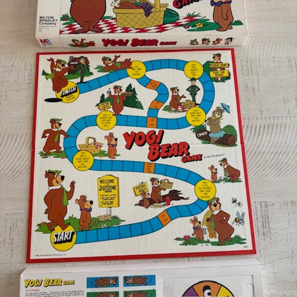 UNPUNCHED Vintage 1980 Milton Bradley Yogi Bear Game #4005 - Picture 3 of 10